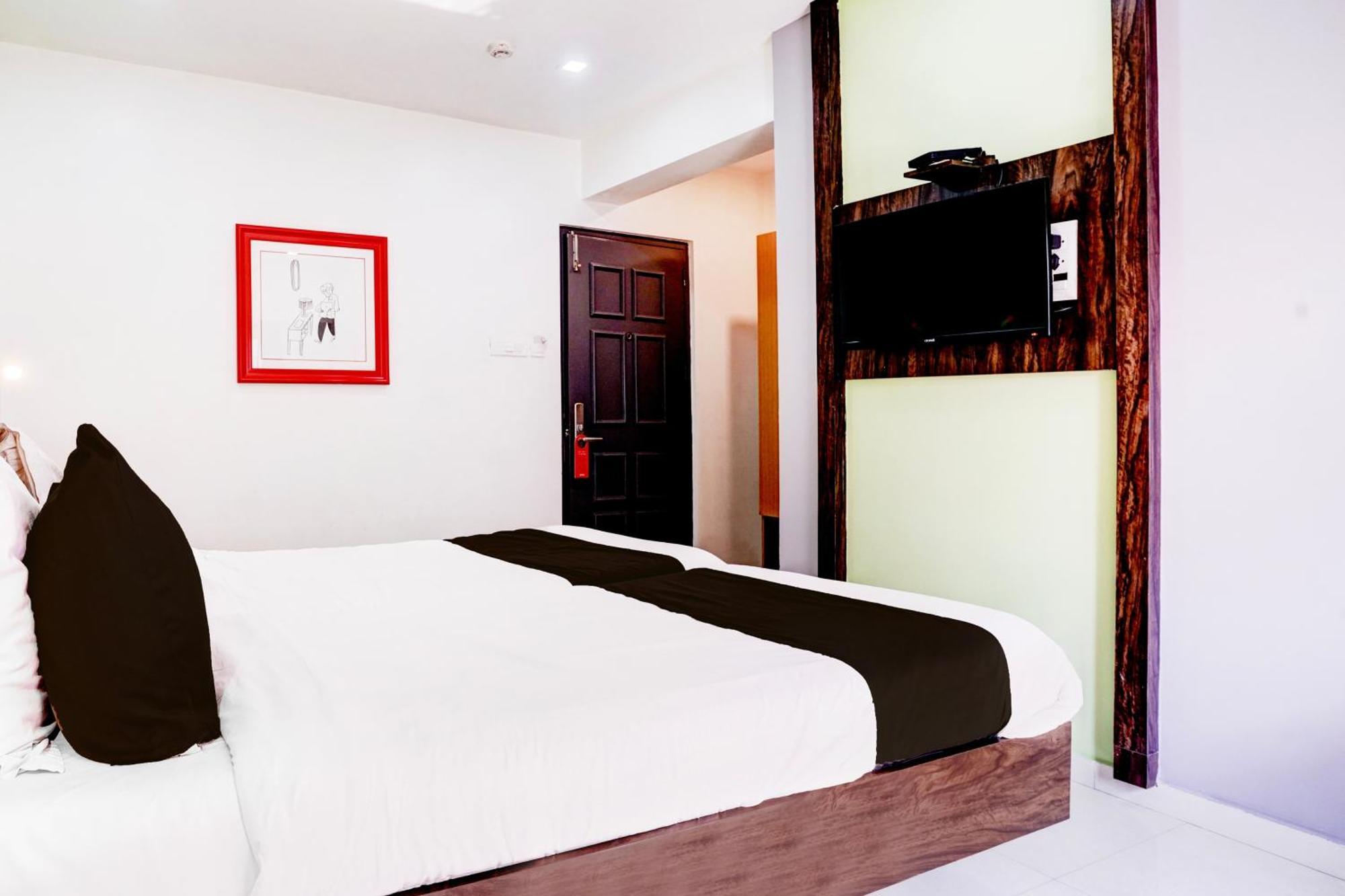 Townhouse Oak Kopar Khairane Navi Mumbai Formerly Ivy Hotel 外观 照片