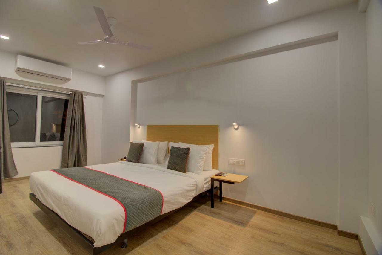 Townhouse Oak Kopar Khairane Navi Mumbai Formerly Ivy Hotel 外观 照片